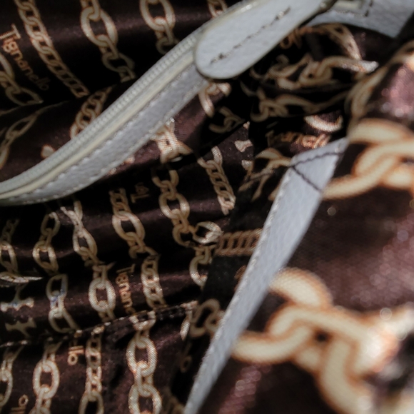 Purse - Picture 3 of 3